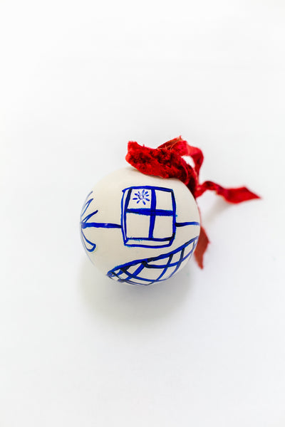 Sunflower Ornament: Sunshine in the window