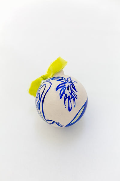 Sunflower Ornament: Striped Table